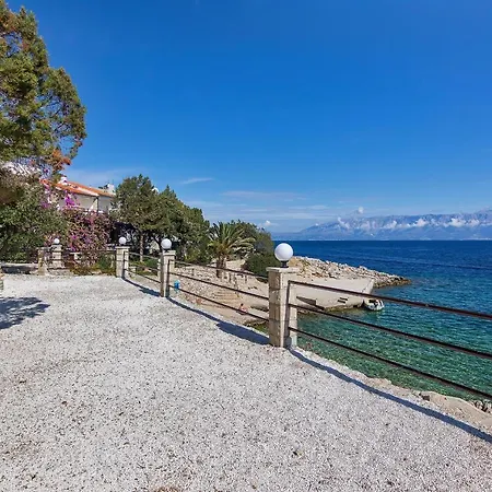 Apartment By The Sea Cove Pokrivenik, Hvar - 10427 Zastrazisce